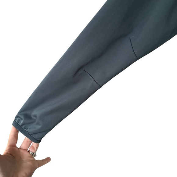 Nike Golf Womens Grey 1/2 Zip Pullover with Bright Pink Accents XS - Picture 13 of 16